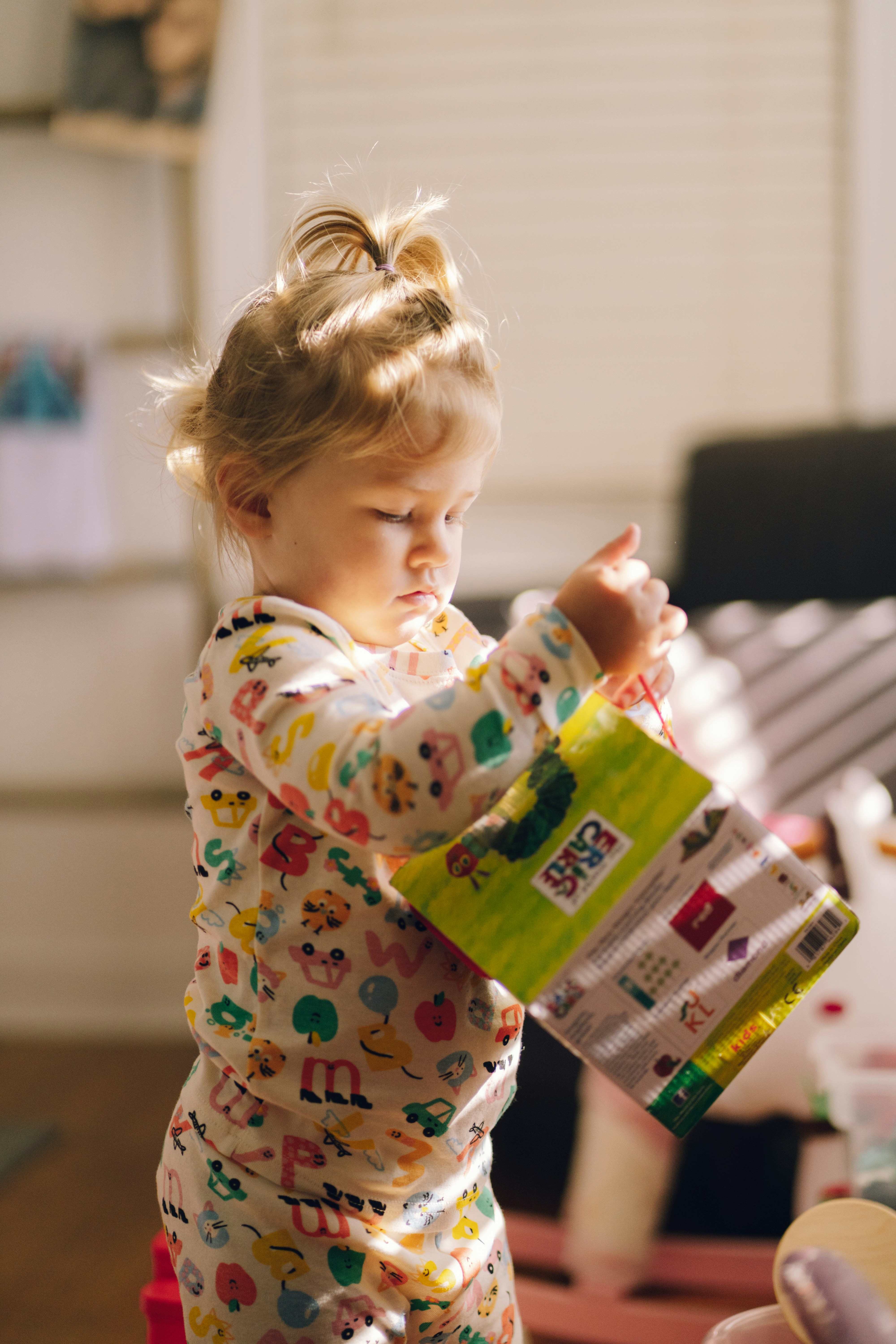 josh-duncan-qGpSvpDBbpc-unsplash two children ADHD